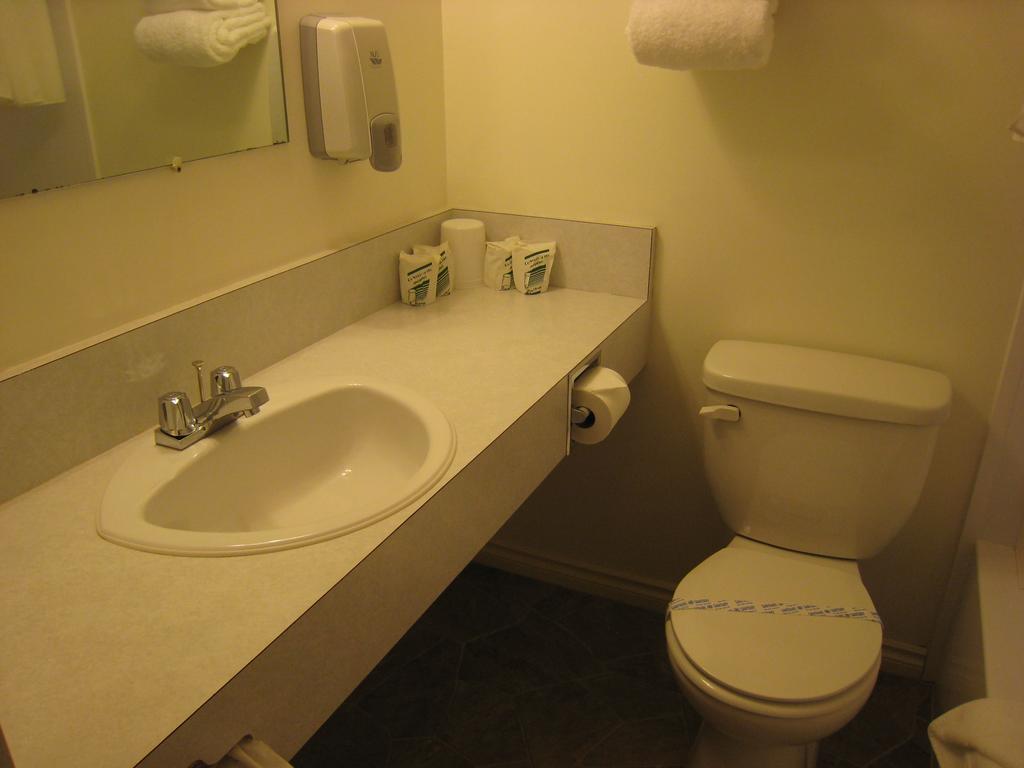 Downtowner Motor Inn Creston Chambre photo