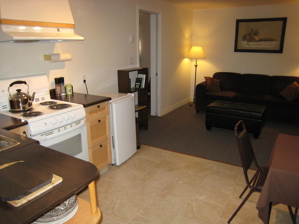 Downtowner Motor Inn Creston Extérieur photo