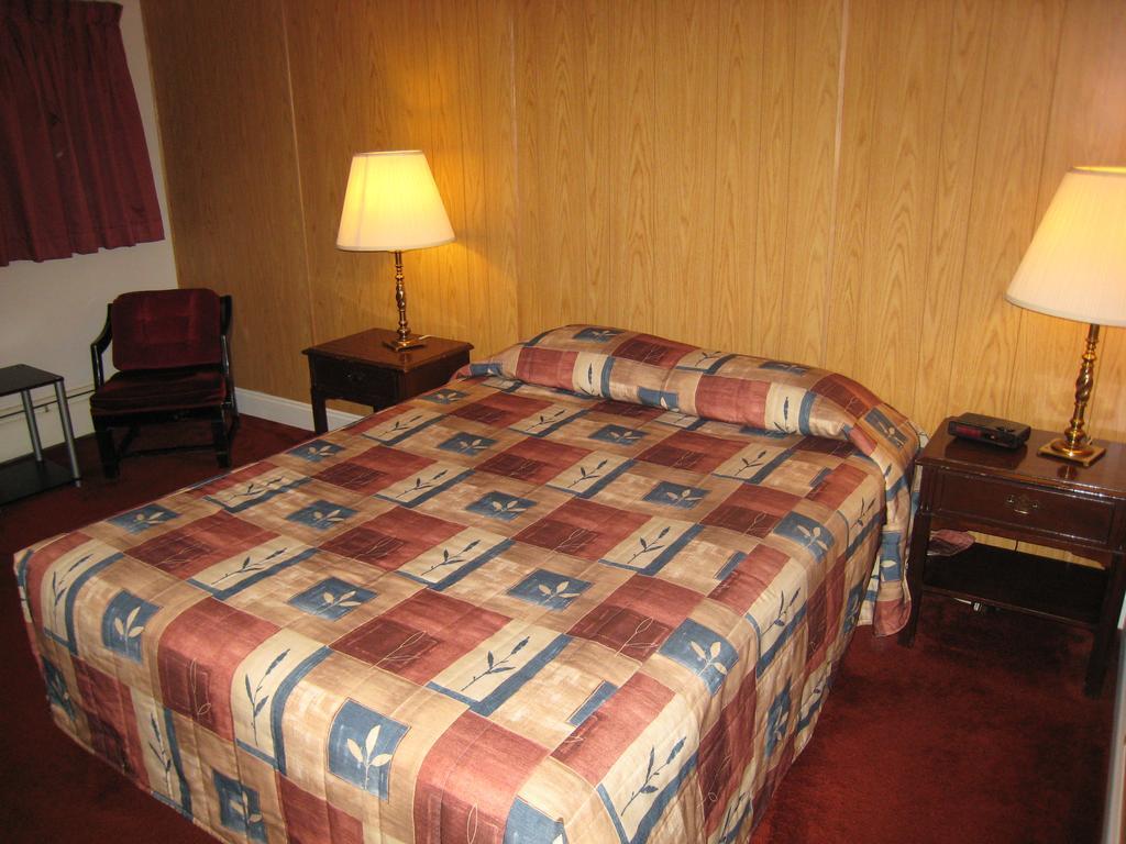 Downtowner Motor Inn Creston Chambre photo