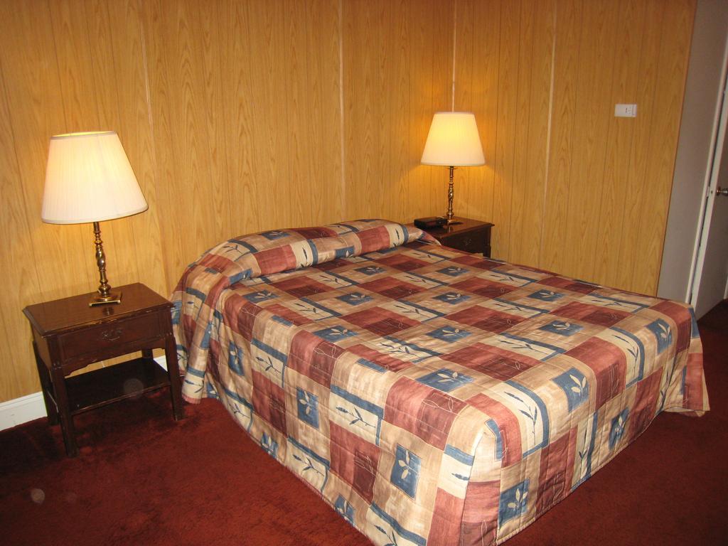 Downtowner Motor Inn Creston Chambre photo