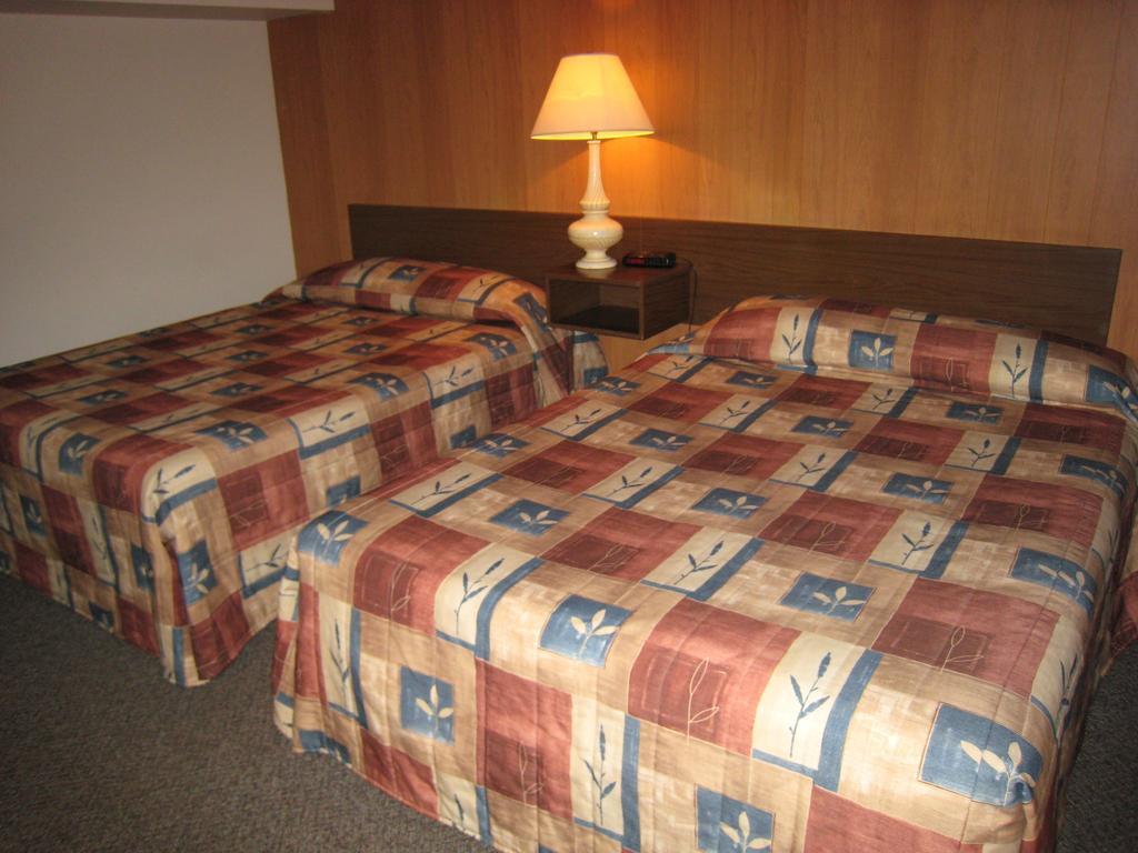 Downtowner Motor Inn Creston Chambre photo