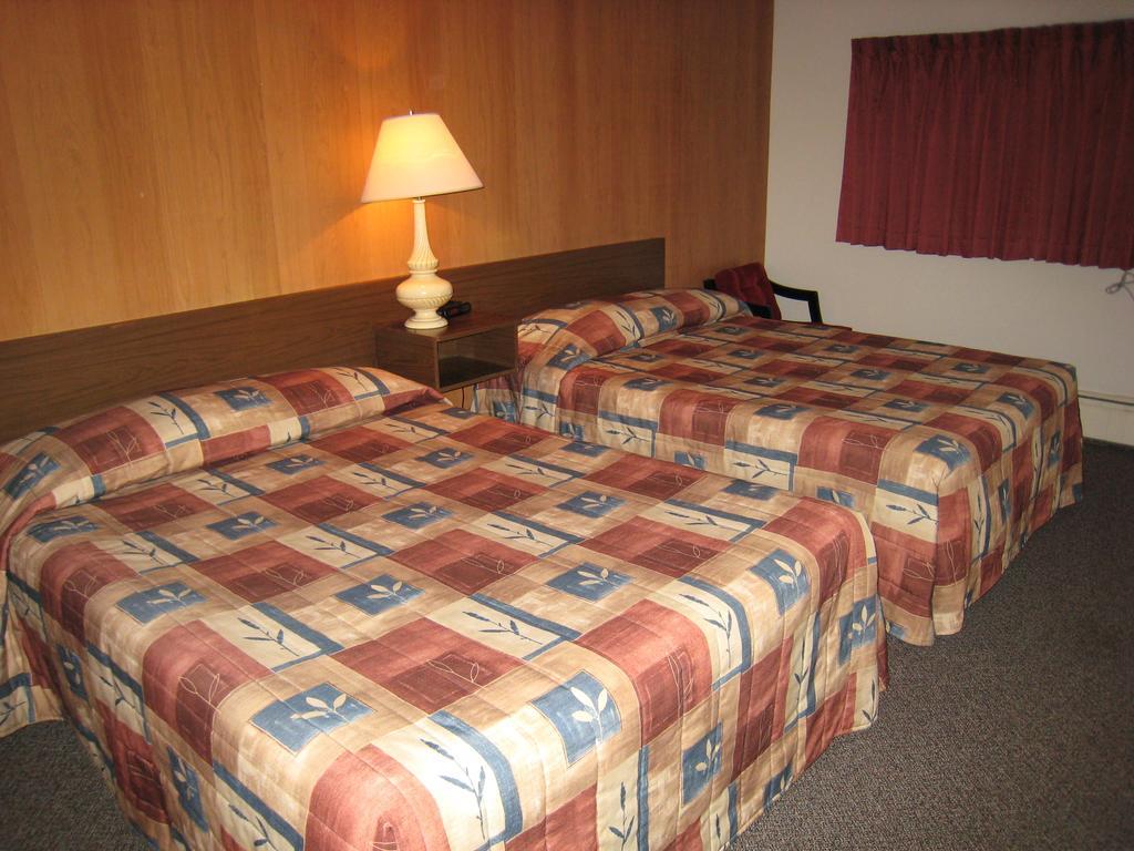 Downtowner Motor Inn Creston Chambre photo