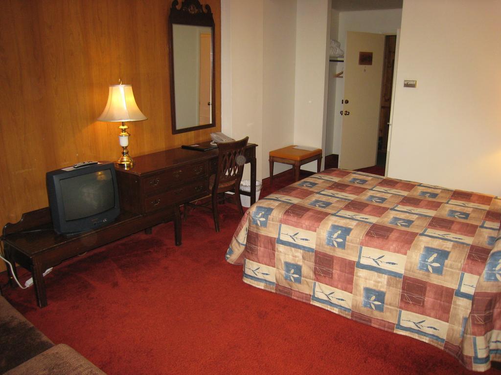 Downtowner Motor Inn Creston Chambre photo