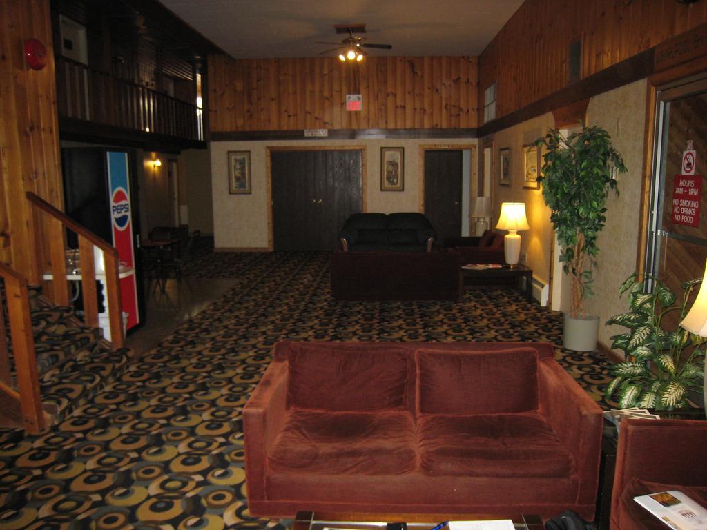 Downtowner Motor Inn Creston Extérieur photo
