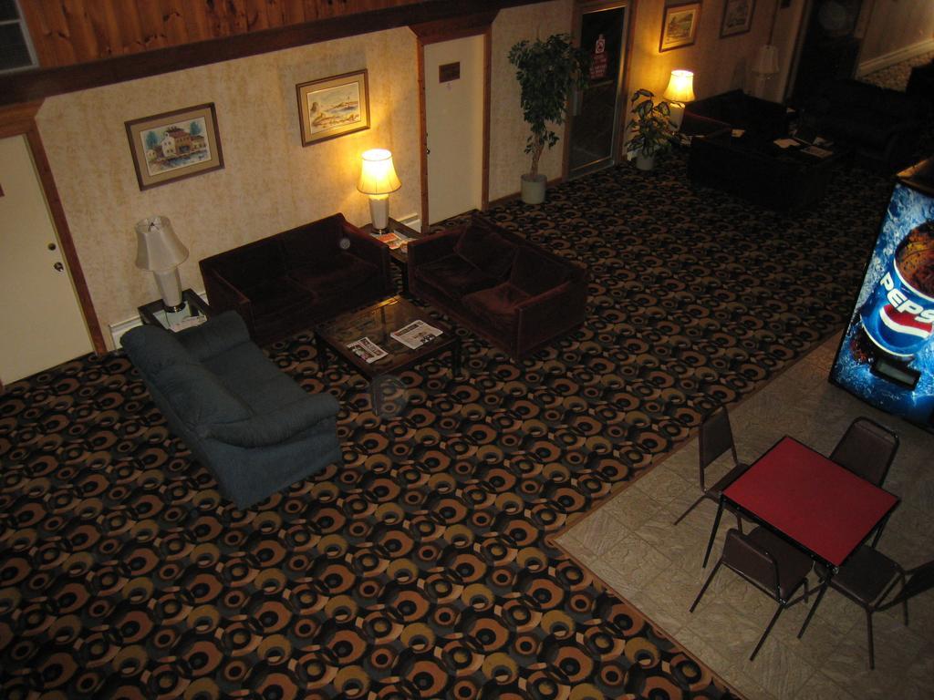 Downtowner Motor Inn Creston Extérieur photo
